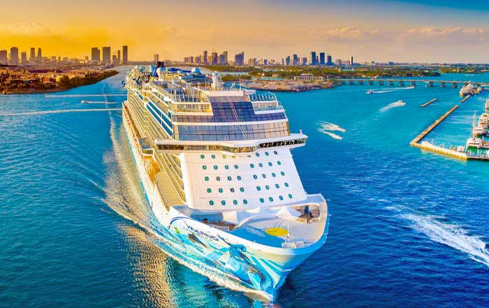 The Future of the Cruise Industry Economic Outlook